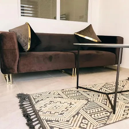 Apartmán 1 Bed Flat In